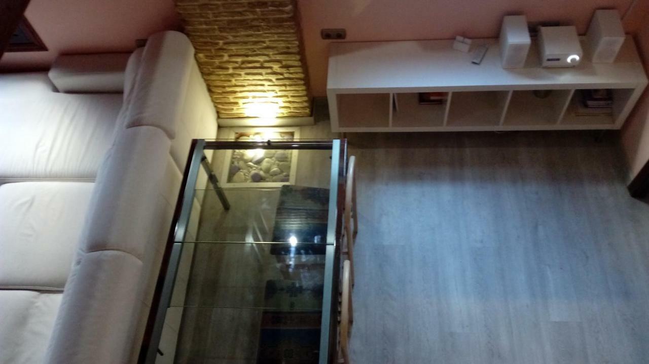 Cosy Double Room + Private Bathroom Sevilla Center Exteriör bild